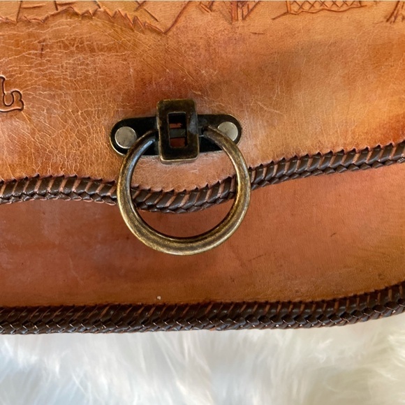 "Heirloom Saddle" Vintage Tooled Leather Shoulder Bag- Western Boho Artisan - Picture 15 of 16